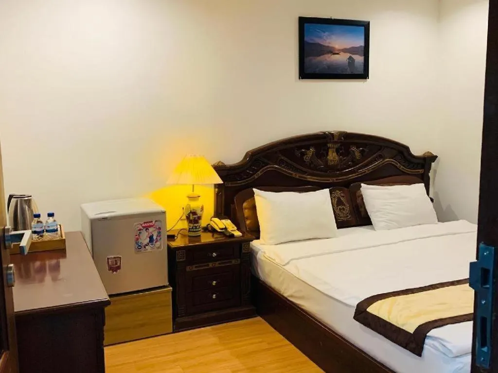 ***  Nhat Linh Hotel & Suites Da Nang Vietnam