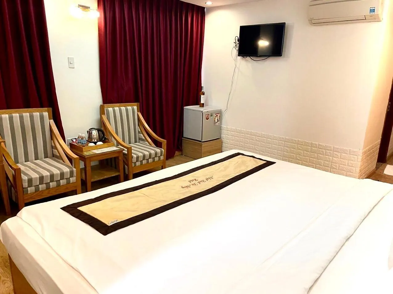 Nhat Linh Hotel & Suites Da Nang