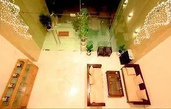 Nhat Linh Hotel & Suites Da Nang 3*,