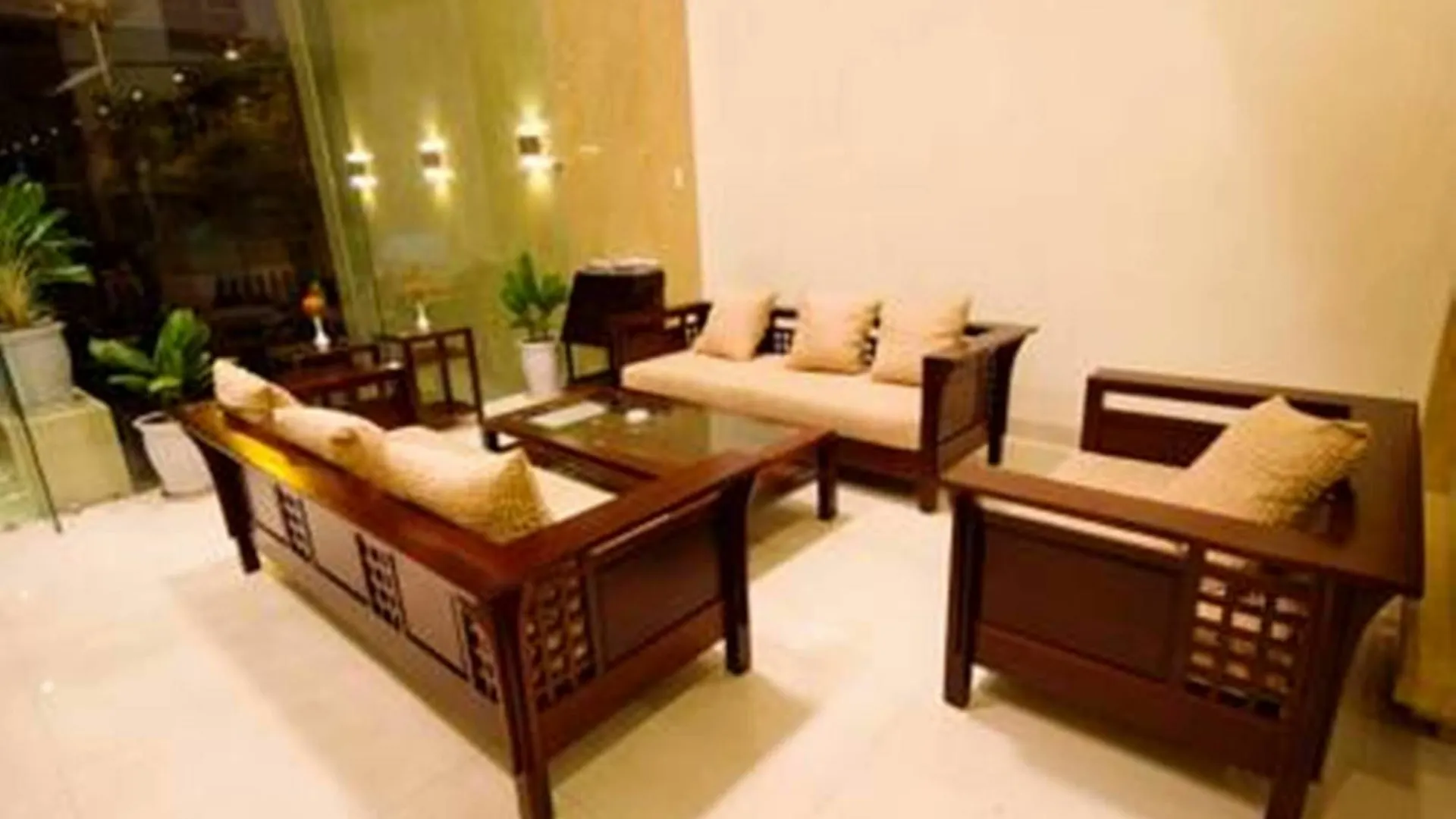***  Nhat Linh Hotel & Suites Da Nang Vietnam